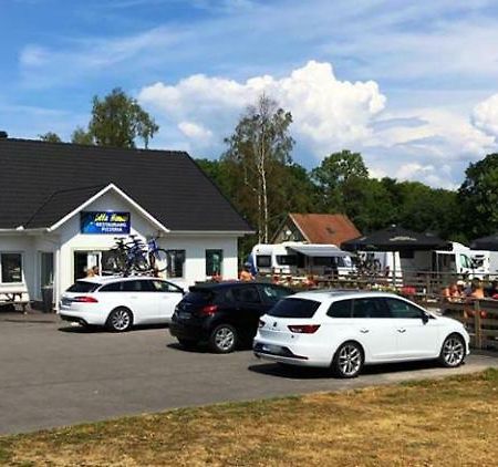 Stuga Pa Hassloe Bredavik  Kültér fotó